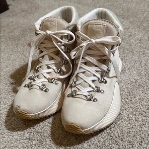 Sorel Women's Cream Shoes